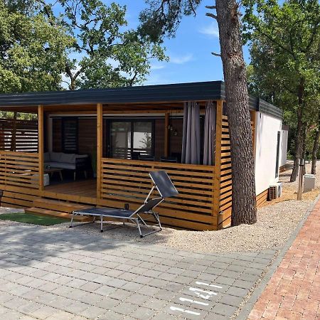 Mobile Homes Malu Biograd Na Moru Eksteriør billede