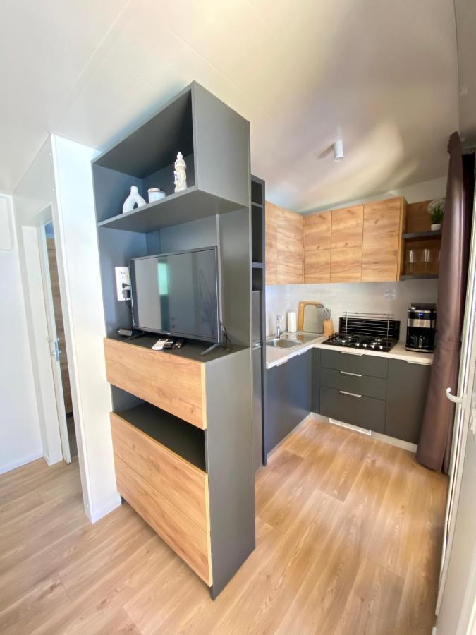 Mobile Homes Malu Biograd Na Moru Eksteriør billede